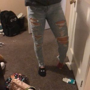 American eagle ripped jeans